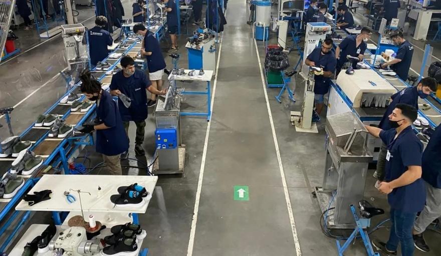 Provincia y municipio buscan evitar despidos masivos en una fábrica de Chivilcoy