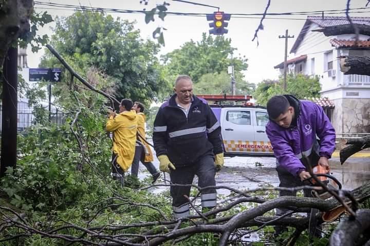 En Quilmes piden a los vecinos precaución y que no salgan de sus casas