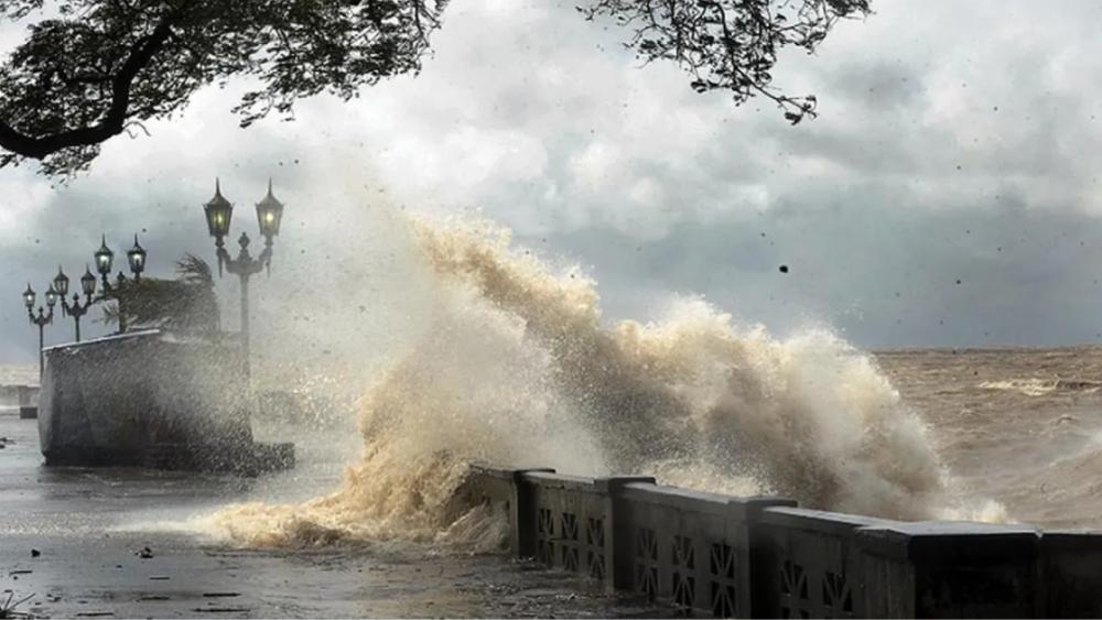 Rige un alerta por sudestada en el Río de la Plata que superaría los 3 metros
