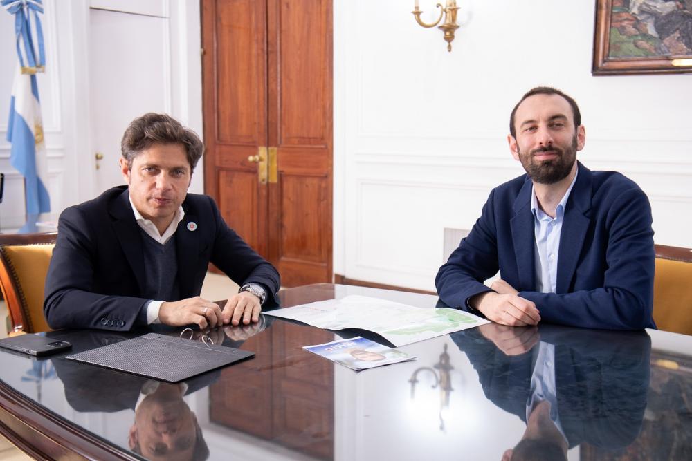 Kicillof lanzó un salvavidas económico a intendente camporista del Conurbano