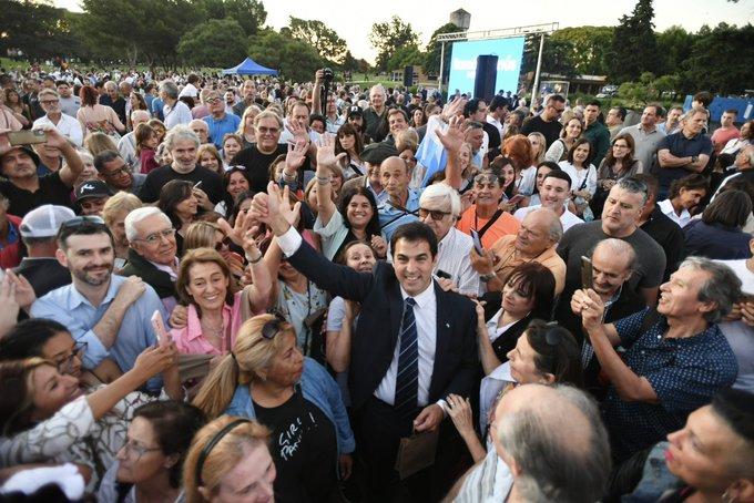 Con mensajes, fotos y videos, los intendentes le dieron la bienvenida al 2024