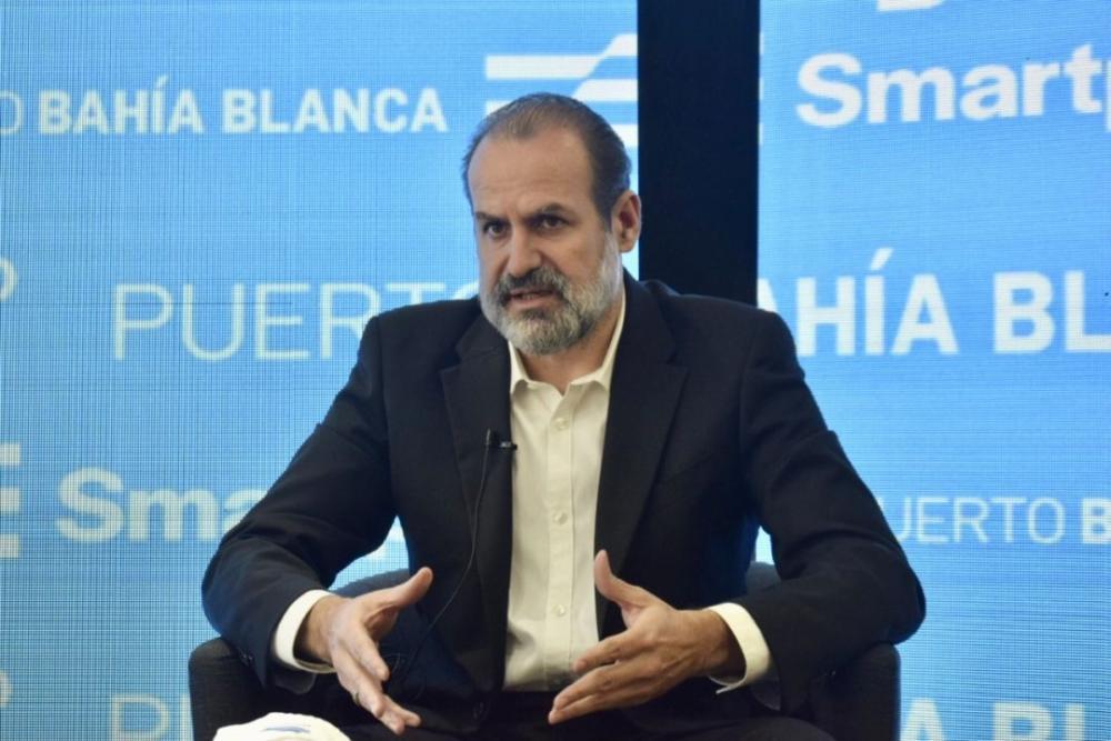El Municipio de Bahía Blanca denunciará a empresa tras derrame de petróleo en la ría