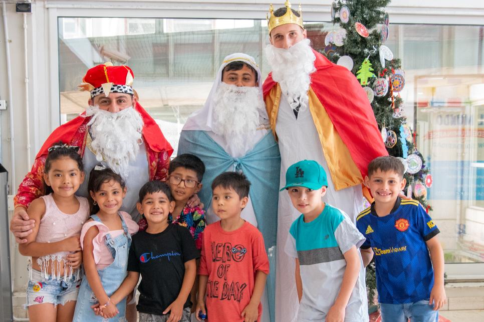 Los Reyes Magos pasaron por el Garrahan y sorprendieron a más de 500 niños