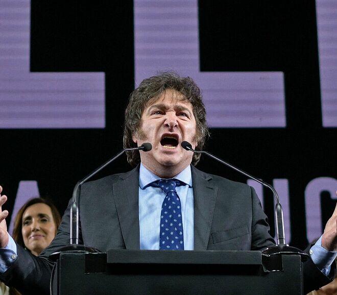 “El Gobierno está cocinando la entrega total del país”, denunció un referente K