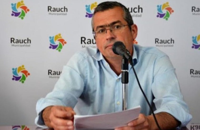 Sancionaron a intendente de la UCR por designar a funcionaria floja de papeles