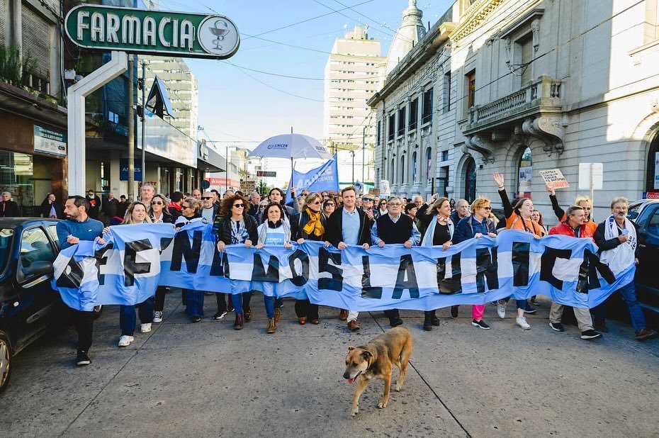 Los intendentes bonaerenses salieron a defender la educación pública