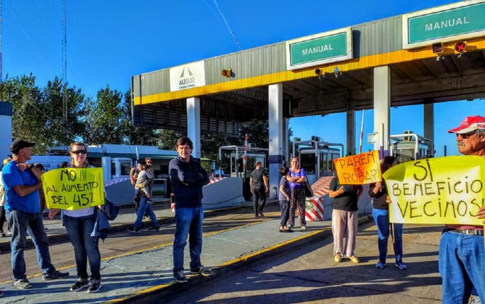 Intendente radical le llevó un viejo reclamo de su pueblo a un exsocio político