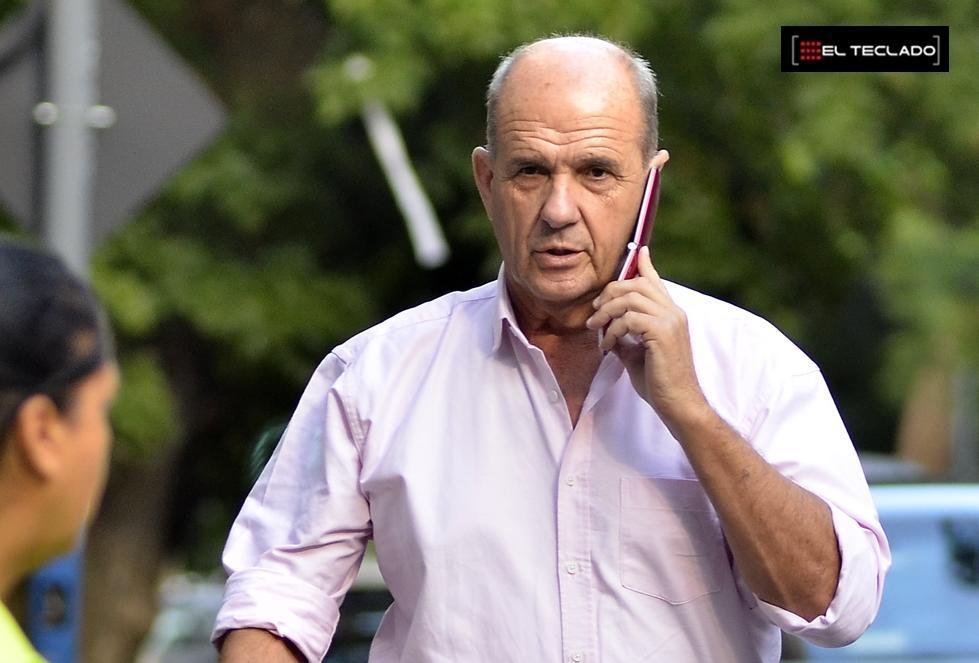 Intendente ultraK x 2: imitó a Milei cantando y apura una nueva universidad nacional