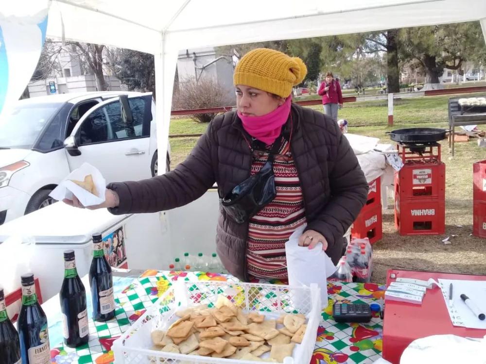 Se lleva a cabo la Fiesta Popular de la Torta Frita: dónde, cuándo y los detalles