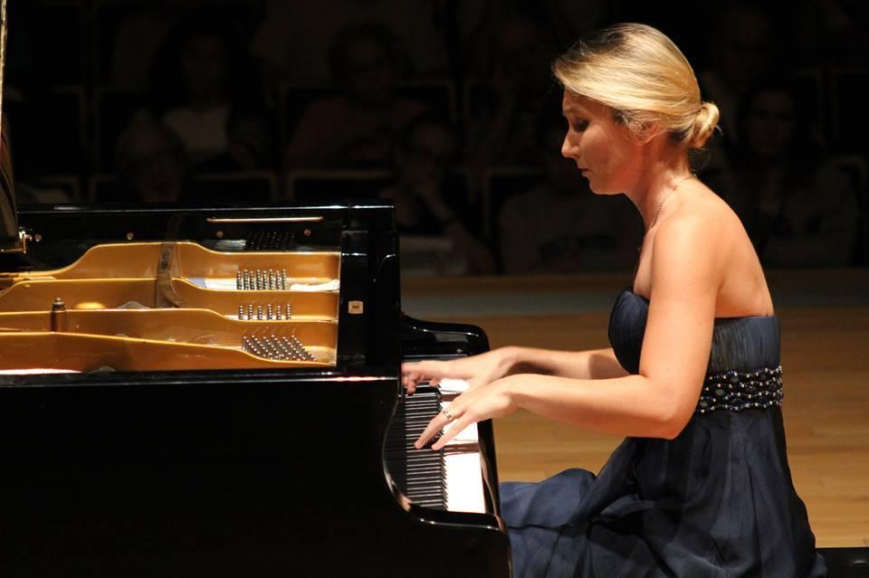 Teatro Argentino: con una destacada intérprete rusa, continúa el Ciclo de Pianistas