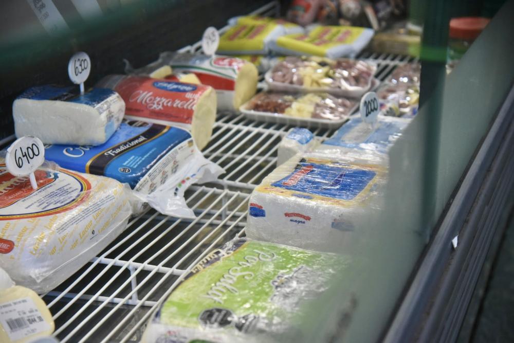 Uno por uno, los precios de los productos del mercado regional de La Plata