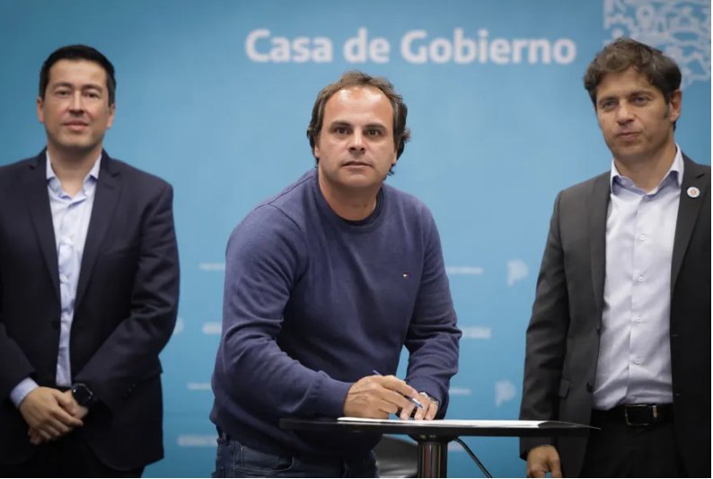 Tras el accidente y la internación, reapareció el intendente Alfredo Zavatarelli