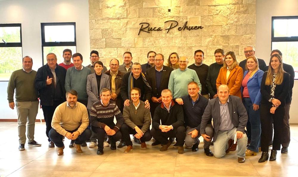 Salud, turismo y política: qué dejó la nueva reunión de los intendentes radicales