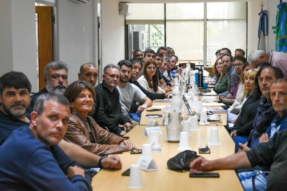 Paritarias anti inflación: la provincia convocó a los gremios a discutir salarios