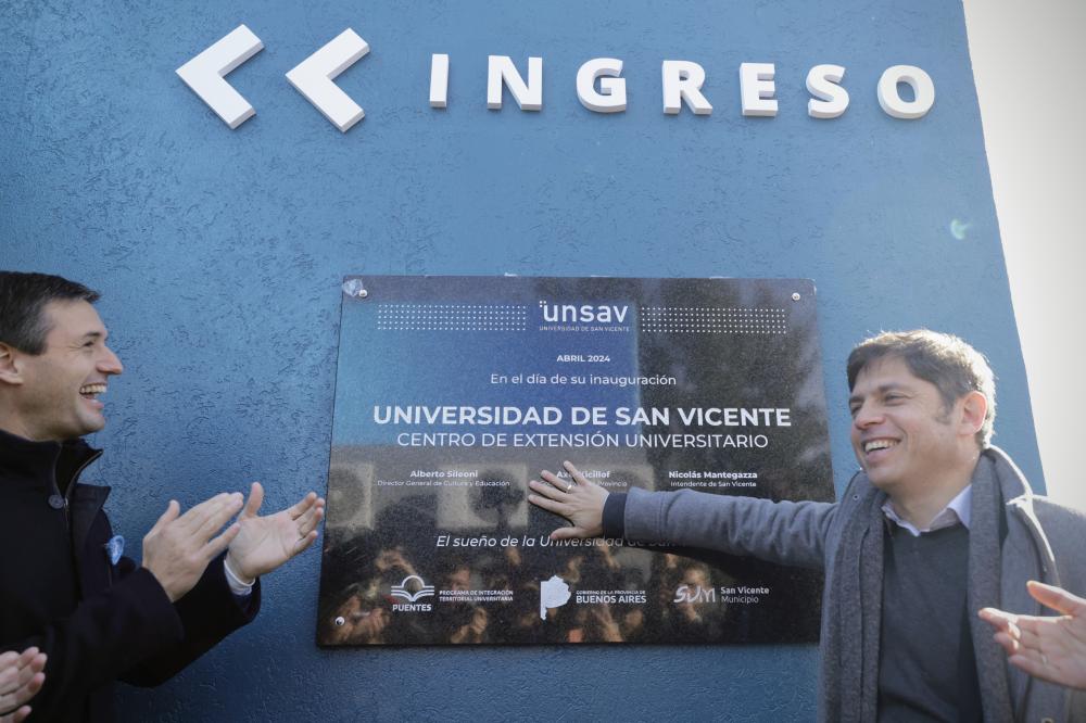 “Honrando a Perón”: Kicillof inauguró una sede universitaria y centros de salud
