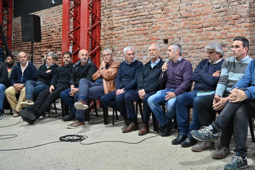 “Lealtad al Pueblo, la Patria no se vende”: el kicillofismo prepara el 17 de Octubre