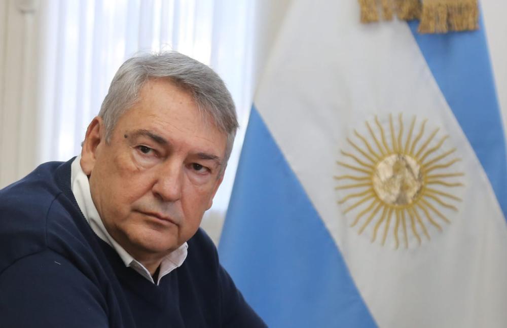 Una causa por corrupción “salpica” al ministro D