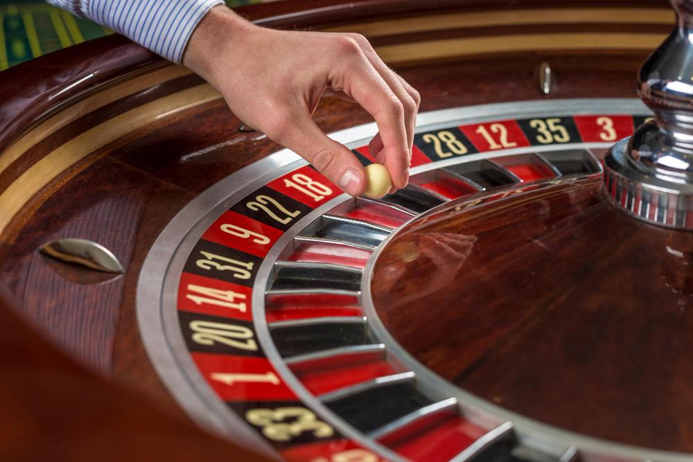 Negro el 8: el Casino de Miramar tuvo la primera “primera bola” de la temporada