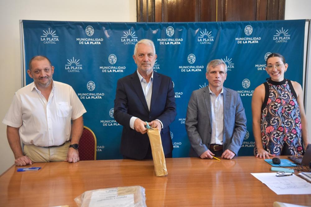 La Plata y la Provincia lanzan plan para obras en 80 escuelas: cuáles son las elegidas