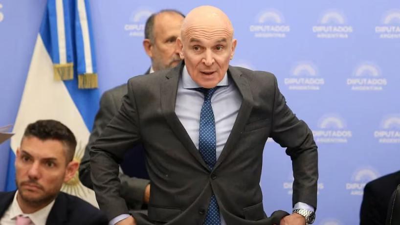 Espert compartió una repudiable imagen de Kicillof para criticar la inseguridad