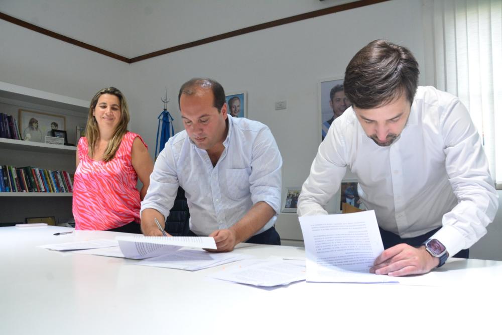Intendente de la UCR puso el gancho y avanza una mega obra de salud 