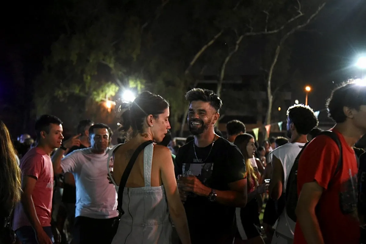 La capital bonaerense es música, caminatas y obras teatrales en un nuevo finde cultural