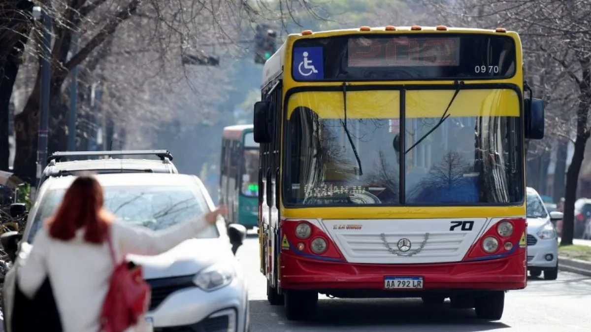 La UTA ratificó el paro de colectivos para el viernes