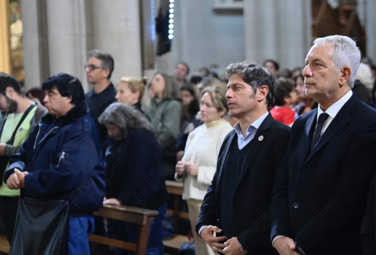 Dolor y emoción: así fue el homenaje al Papa Francisco en la capital provincial