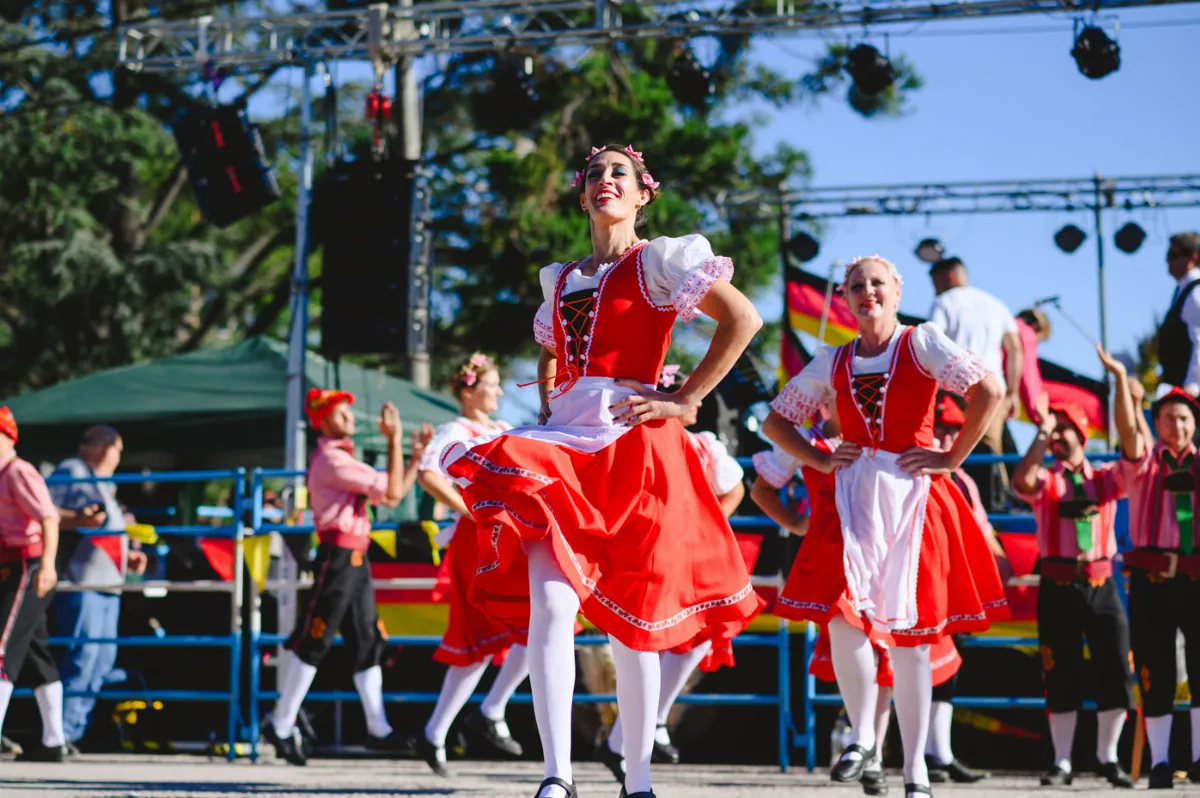 Se celebra en Colonia Hinojo una nueva edición de la Kreppelfest: los detalles