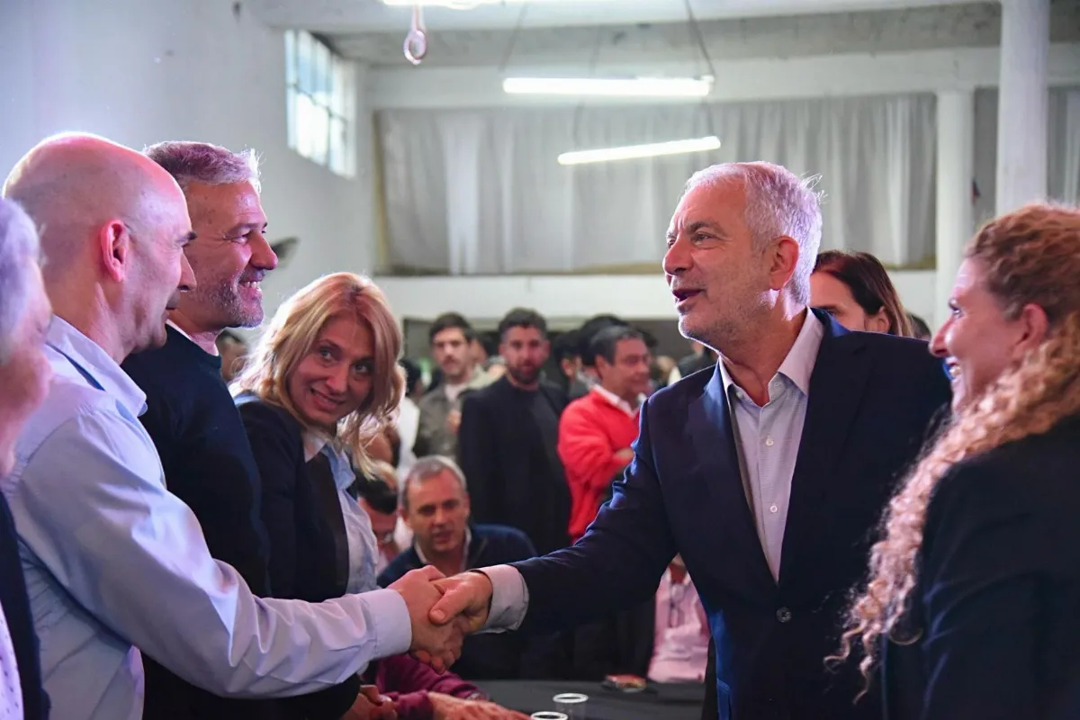 Alak conformó la junta comunal de san carlos y anunció importantes obras