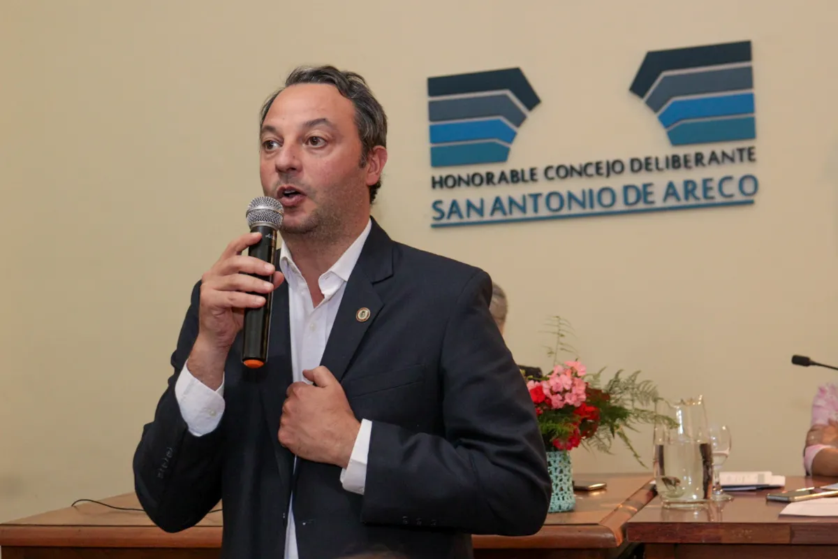 Ratto: “Es el fenómeno meteorológico más devastador de la historia de Areco”