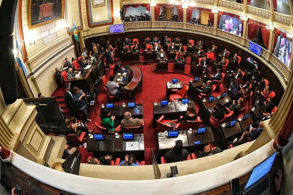 Las tensiones en el peronismo hicieron caer la sesión para tratar la re-re de legisladores