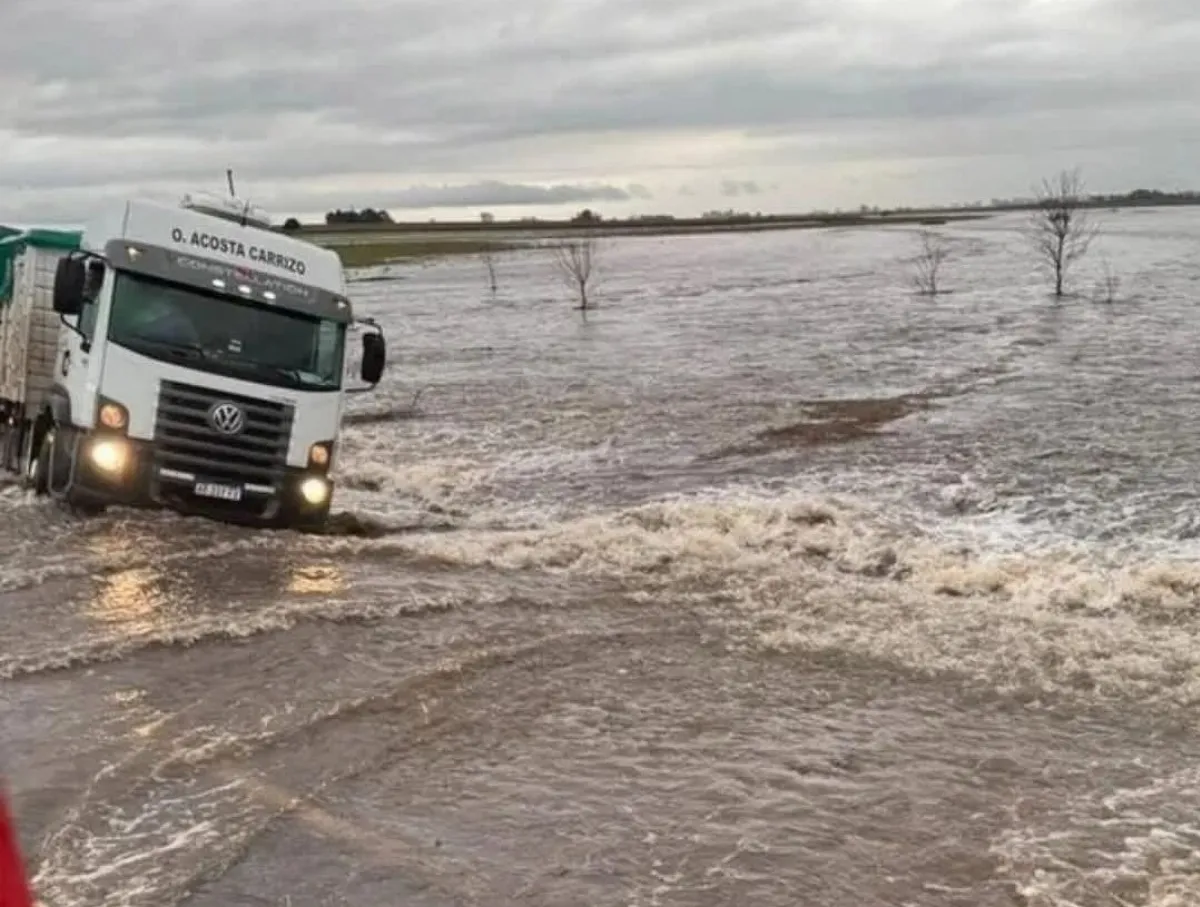 Alerta: cuáles son las rutas que permanecen cortadas por el temporal