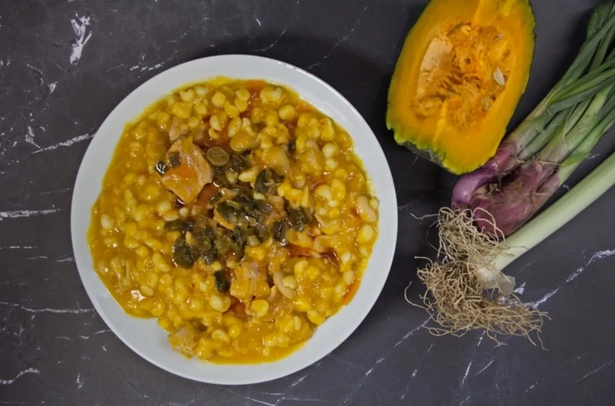 Saladillo: el 25 se come locro, se baila el pericón y se soplan velitas
