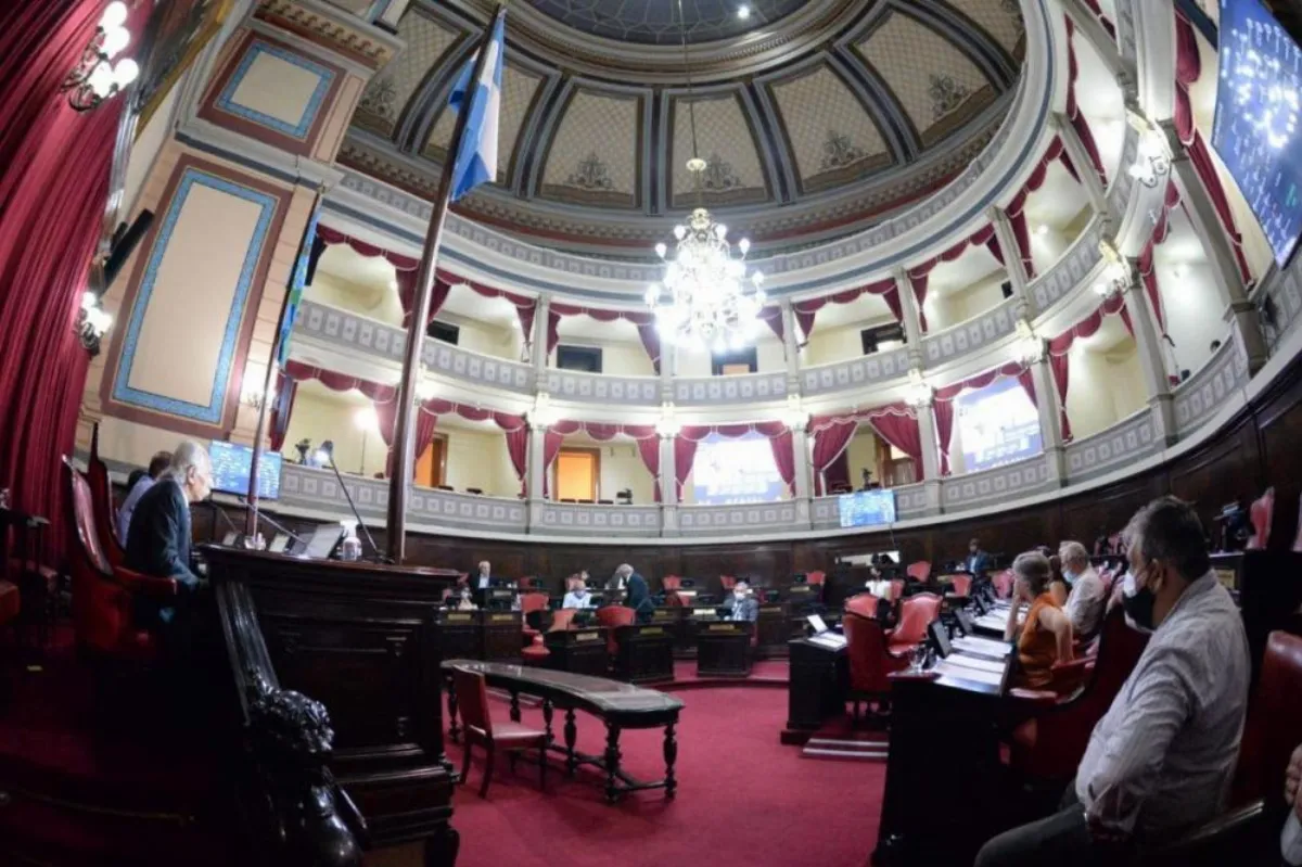 El Senado bonaerense posterga el debate sobre reelecciones indefinidas