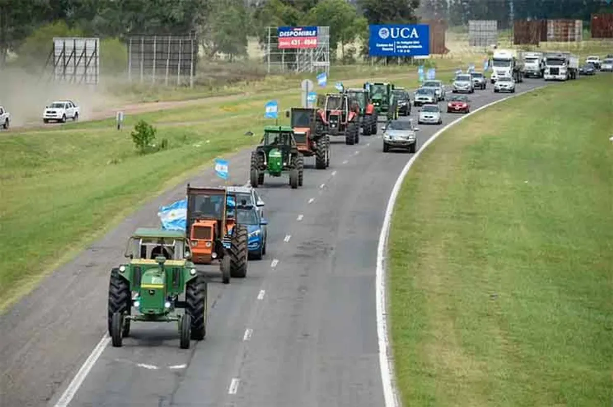Cachetada al campo: Nación vuelve a subir las retenciones a la soja y el maíz