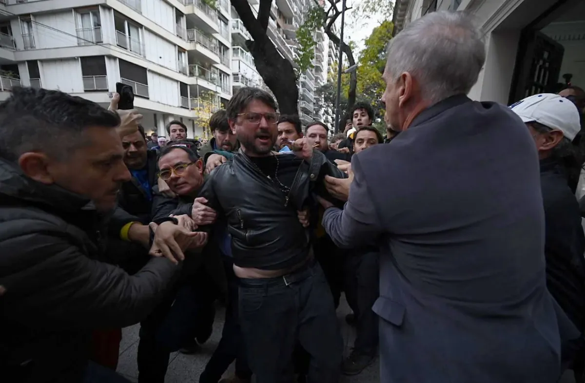 Por orden de Milei, Grabois terminó preso tras haber tomado el Instituto Perón