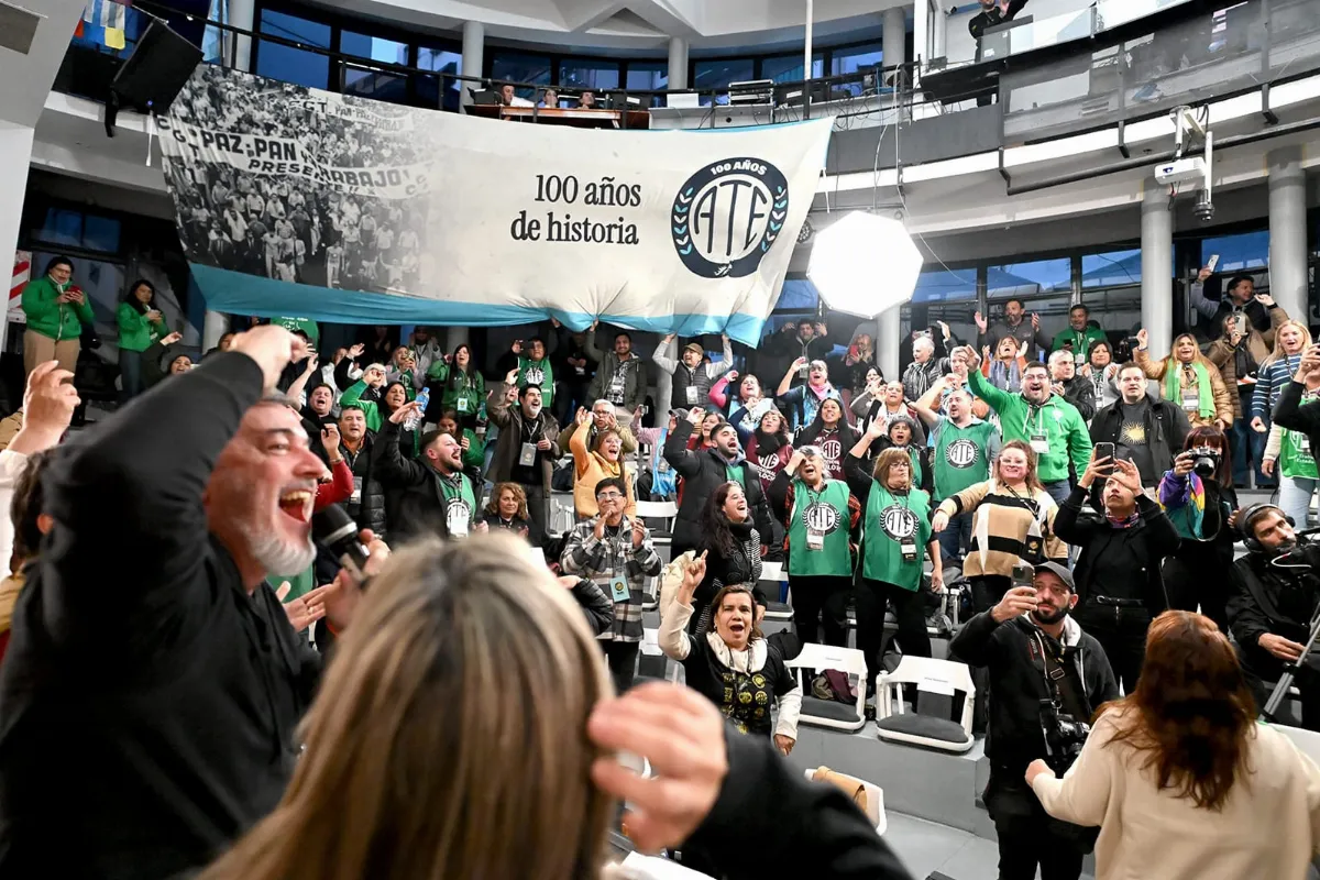 Nuevo revés judicial para el Gobierno: los trabajadores estatales tendrán su día 