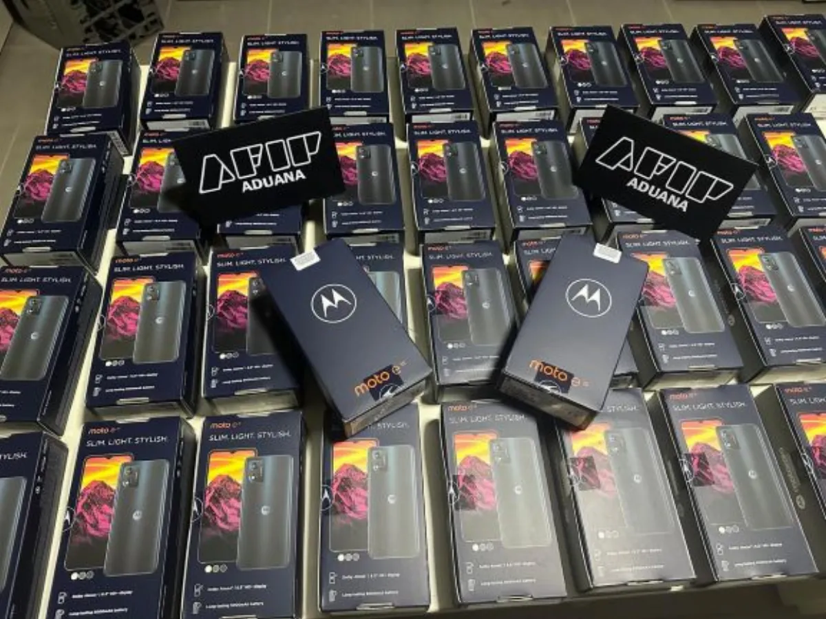 Aduana subastará neumáticos, teléfonos celulares y cosméticos: cómo participar