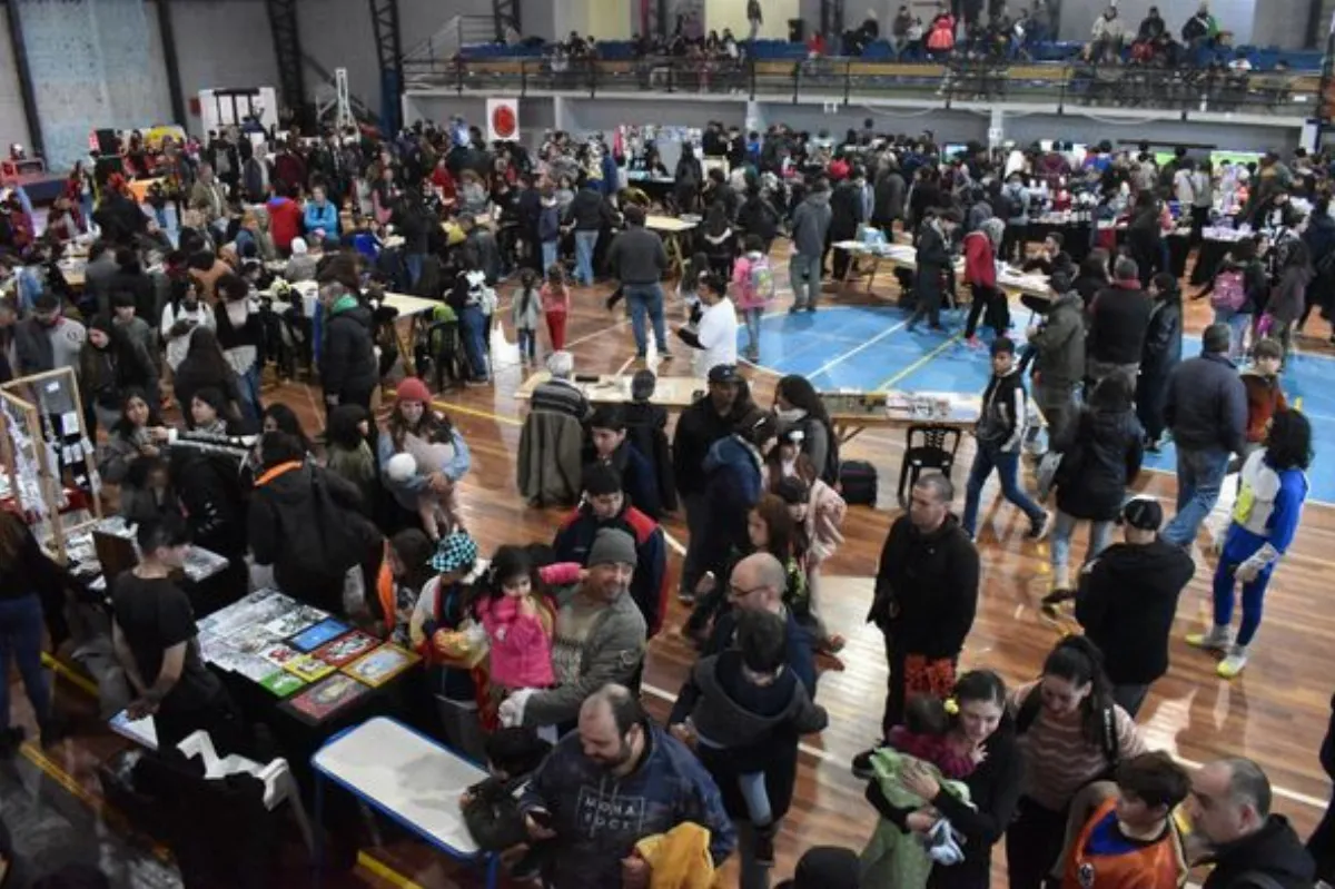 Se realiza la MiraCon 2025: cómics, cosplay, videojuegos, cultura pop y más