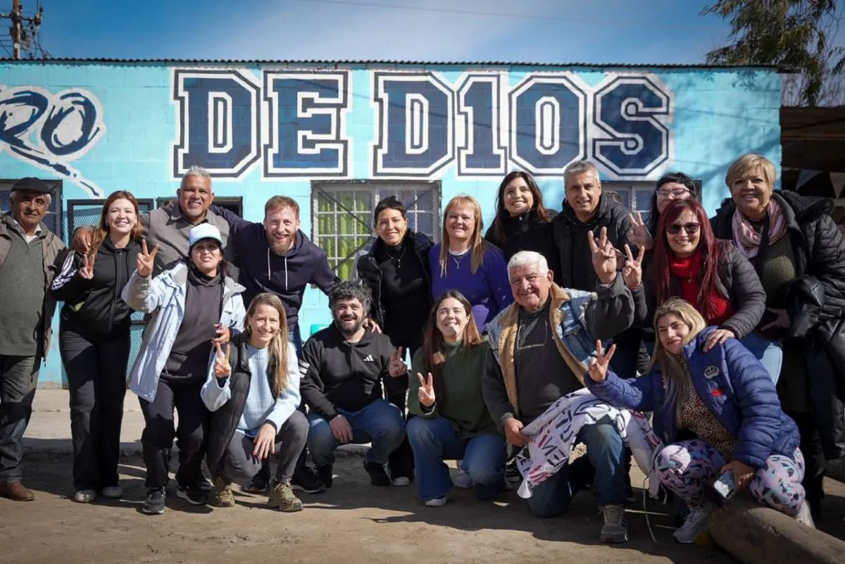 Mayra, Otermin y Tignanelli participaron de la puesta en valor de “El potrero de D10S”