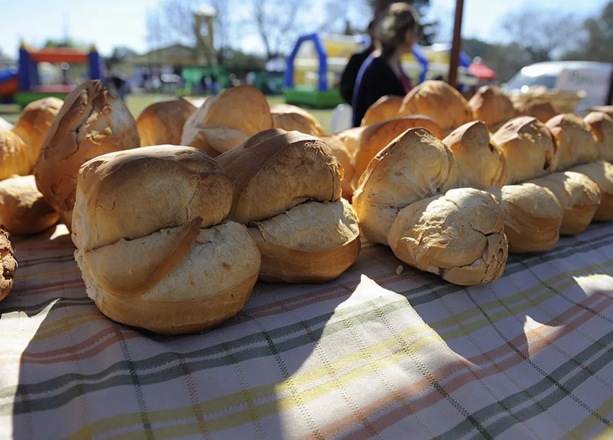 Finde fiestero en la Provincia: galleta de campo, salame, cerveza y mucho más