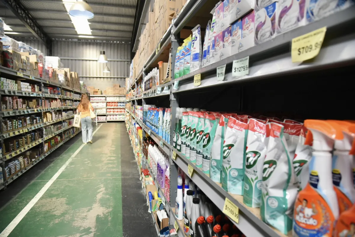 Atención: nuevas ofertas y precios accesibles en el Mercado Bonaerense platense