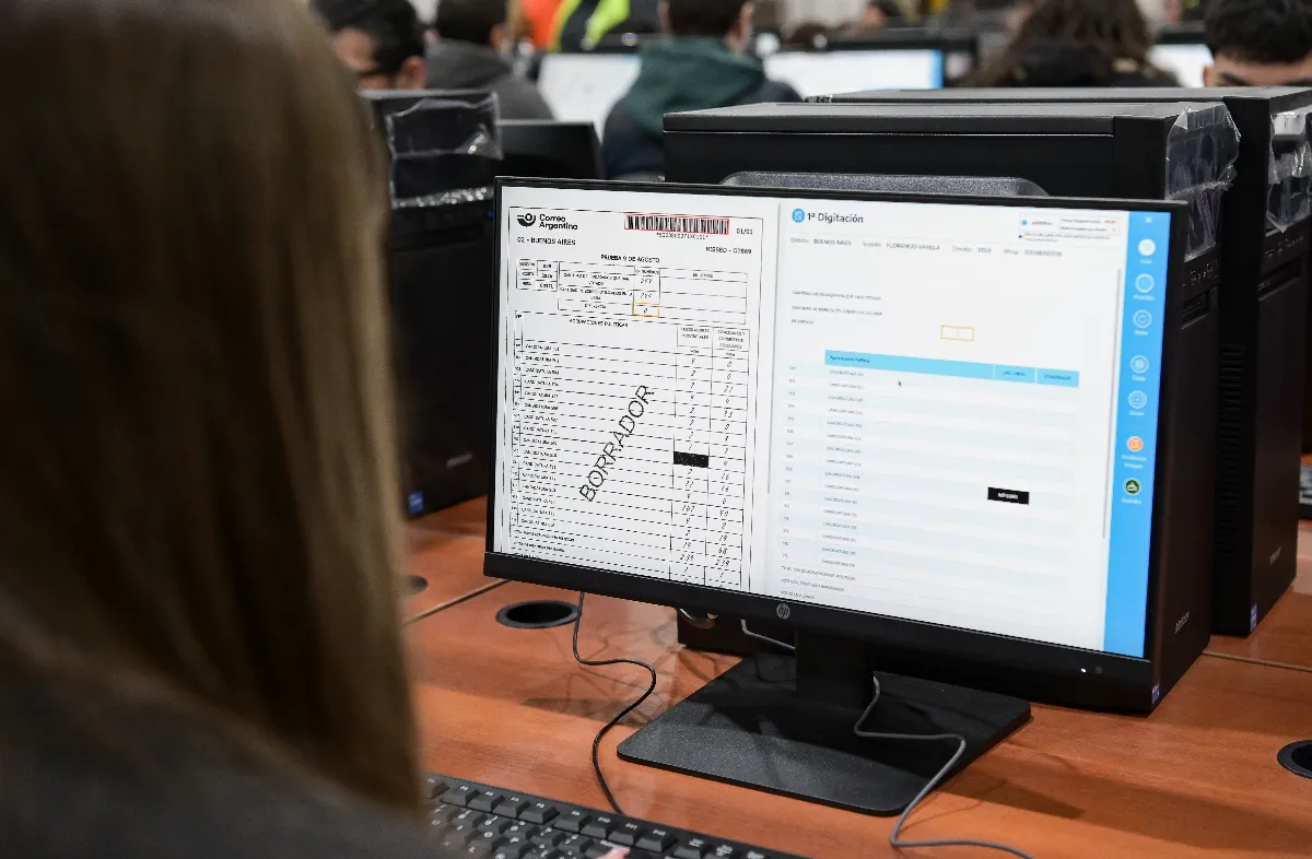 Avanzan los preparativos para las elecciones: se probó el sistema de transmisión de datos