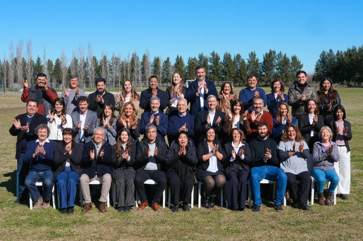 Alak encabezó el primer encuentro de candidatos de Fuerza Patria en La Plata