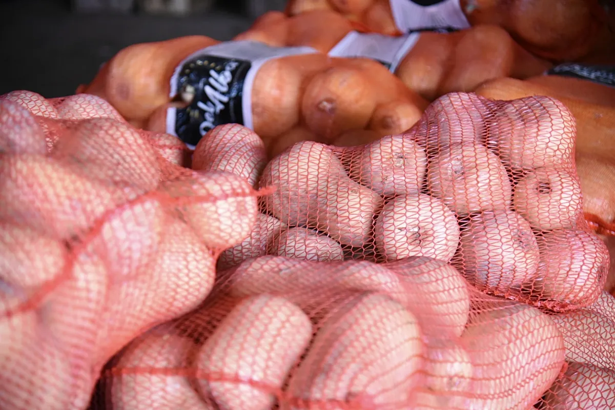 El Mercado platense renueva los descuentos en carnes, lácteos, bebidas y congelados