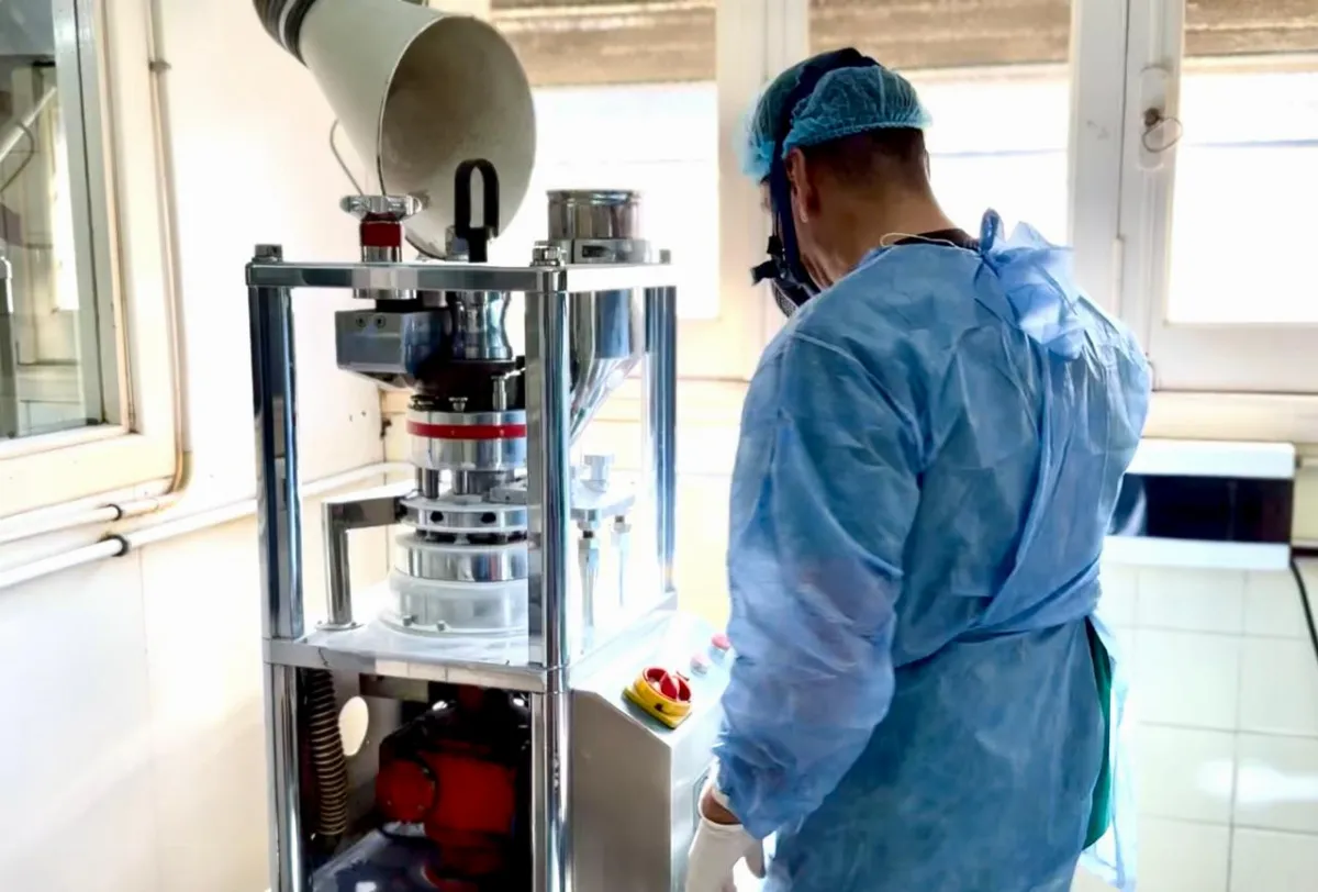 El hospital municipal de Olavarría volvió a producir medicamentos comprimidos