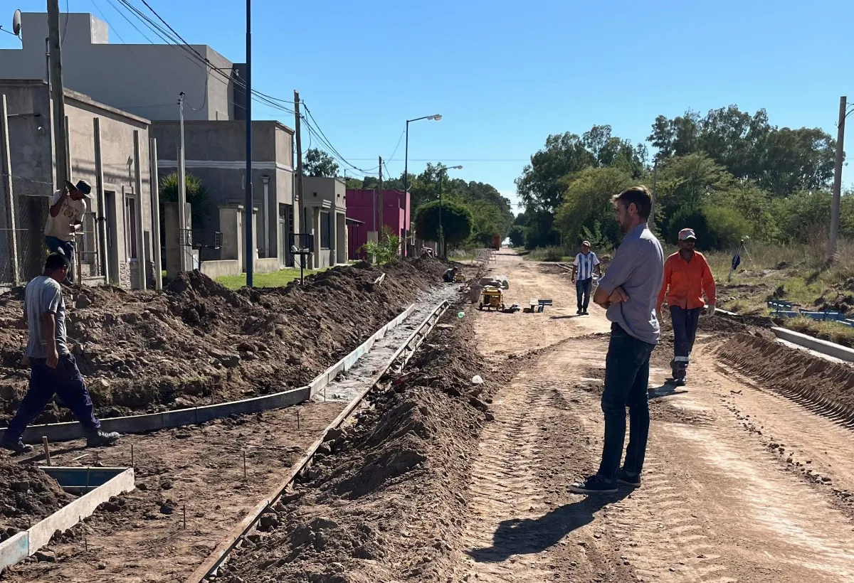 Roque Pérez avanza con la obra pública