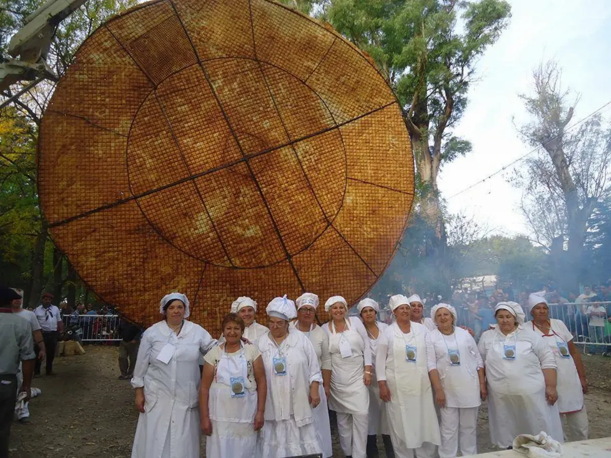 Llega un fin de semana a pura torta frita: Mercedes, Ranchos y Pedro Luro, de fiesta