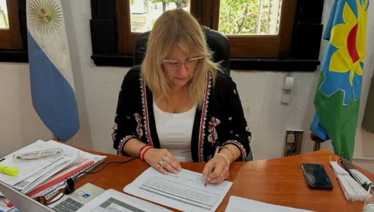Con la bandera de rendir cuentas, intendenta UCR presentó su Declaración Jurada de Bienes